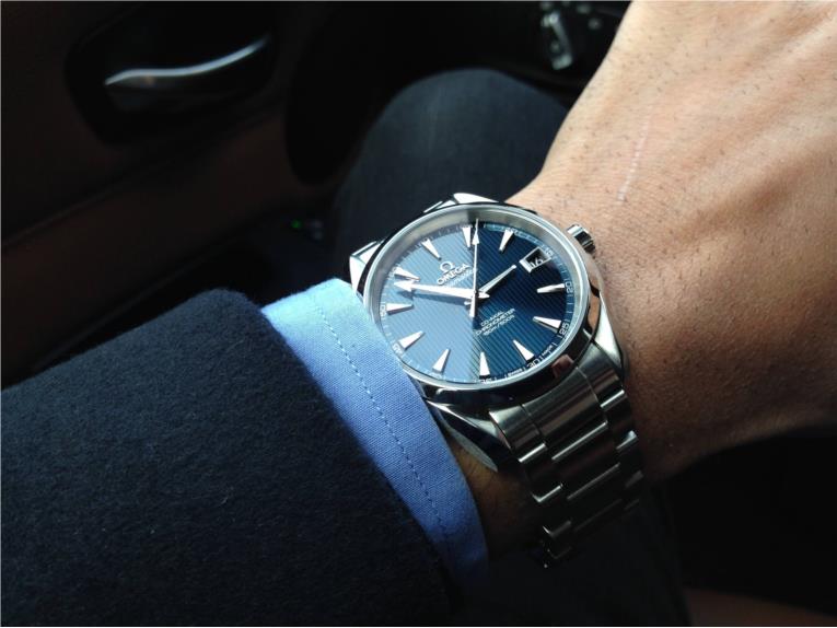 Omega Seamaster Blue Dial Stainless Steel Mens Watch