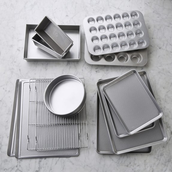 Williams Sonoma Traditionaltouch 15-Piece Bakeware Set